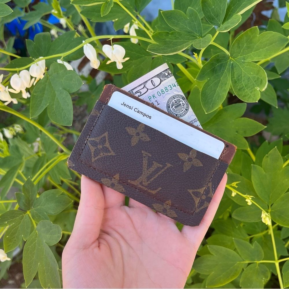 LOUIS VUITTON Monogram Brown Vintage Card Holder Wallet - Picture 3 of 10